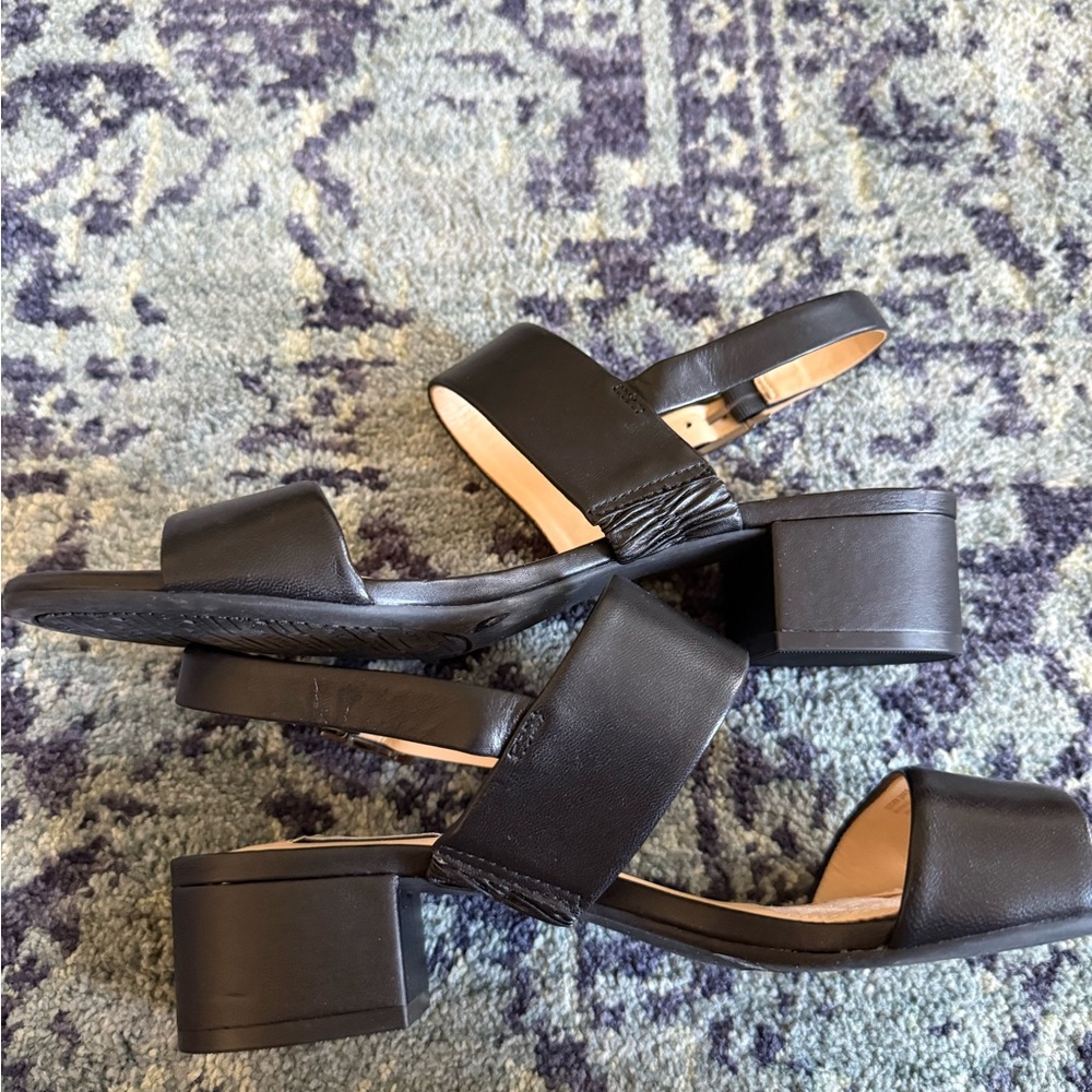 New Without Tags Black Faux Leather Alex Marie Size 8 Women’s Strap Sandal Heels - Picture 6 of 7